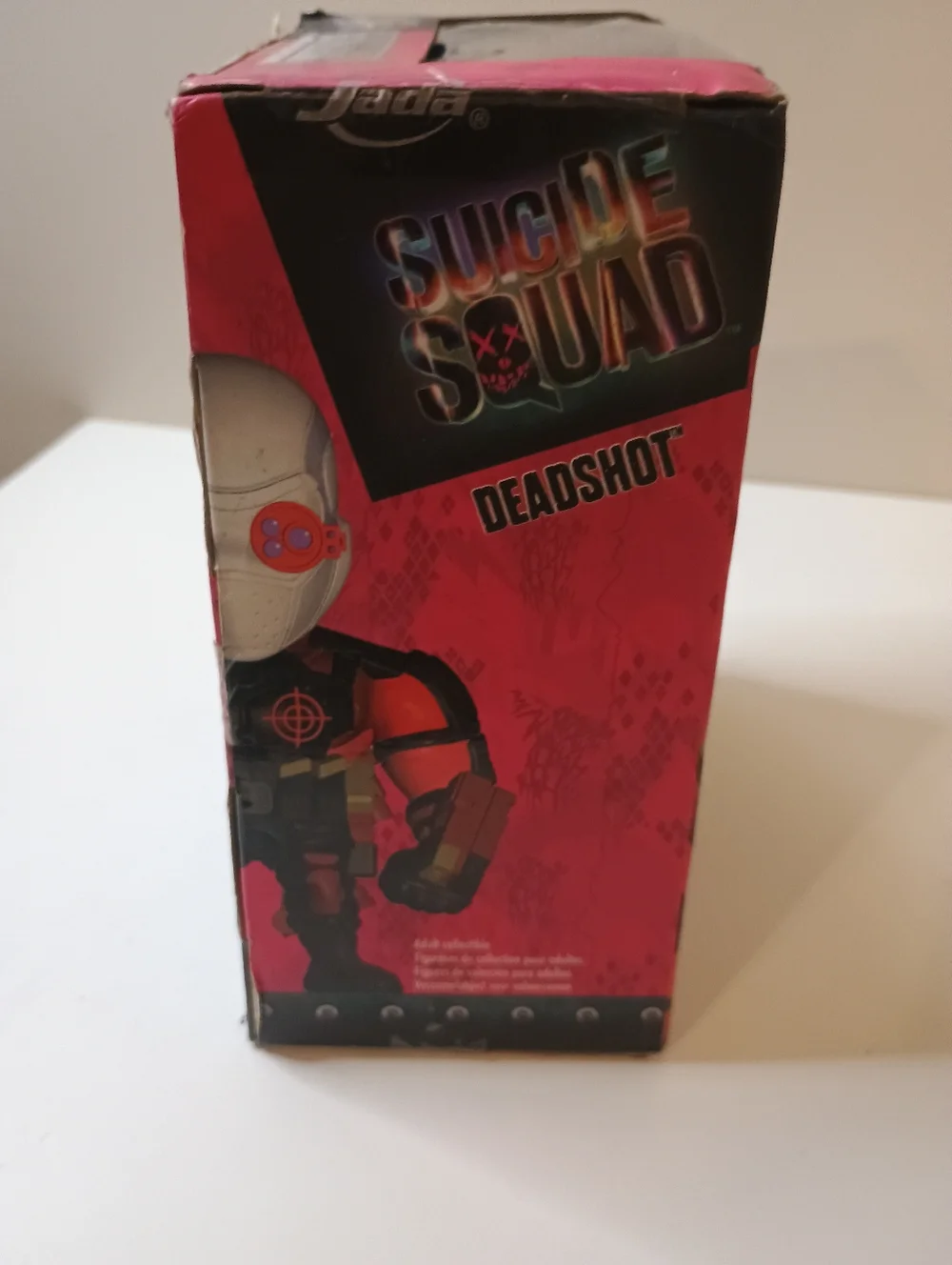 Metals Die Cast Deadshot Collectible Figure - White & Red
